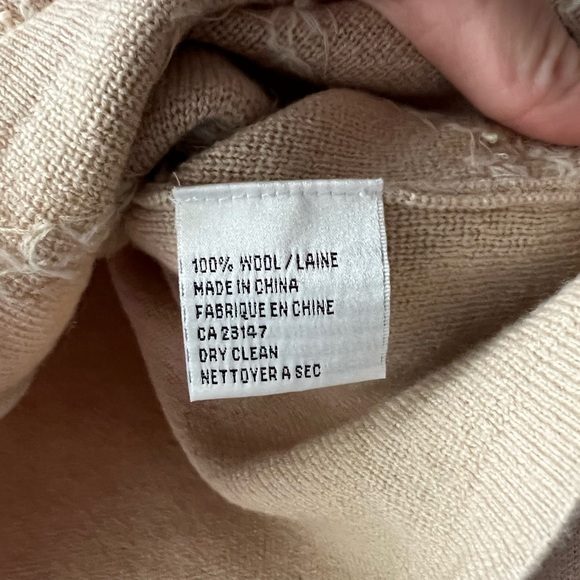 Talbots 100% wool cardigan/sweater - Picture 7 of 7